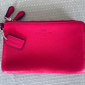 Coach Double Corner Zip Wristlet